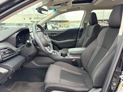 Used 2022 Subaru Outback Premium image 11