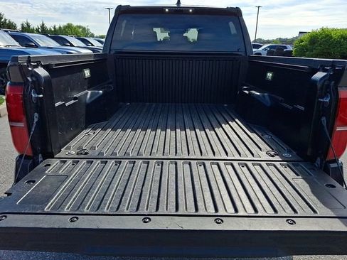 Certified 2024 Toyota Tacoma TRD Off-Road AWD/4WD image 28