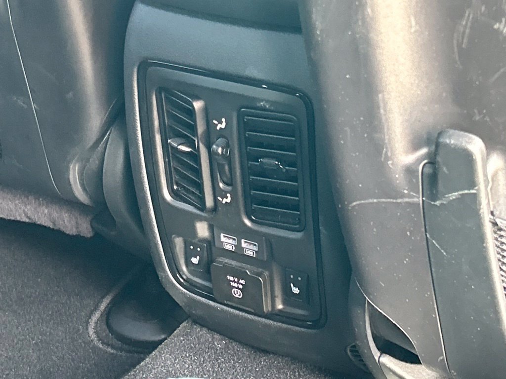 Used 2023 Dodge Durango R/T RWD image 48