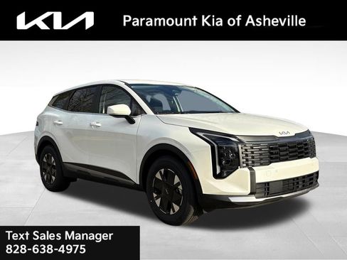 New 2026 Kia Sportage LX image 1