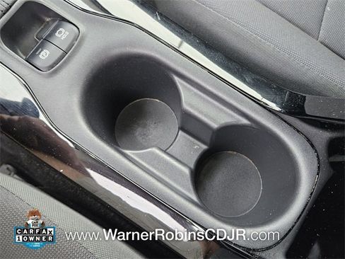 Used 2022 Toyota Corolla LE image 23