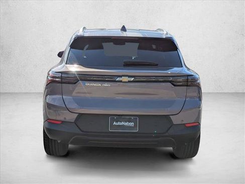 New 2026 Chevrolet Equinox EV LT image 8