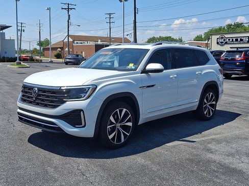 Used 2026 Volkswagen Atlas SEL Premium R-Line AWD/4WD image 4