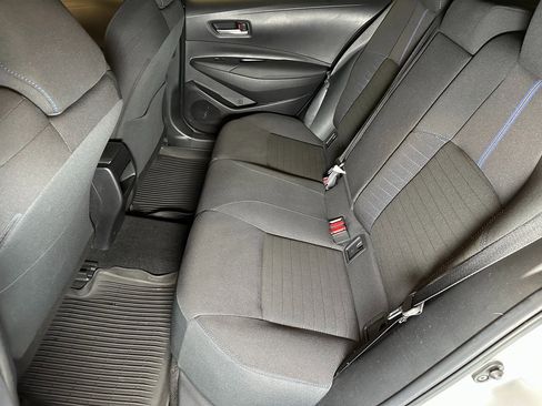 Used 2020 Toyota Corolla SE w/ SE Premium Package image 19