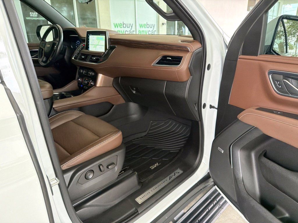 Used 2022 Chevrolet Tahoe High Country RWD image 23