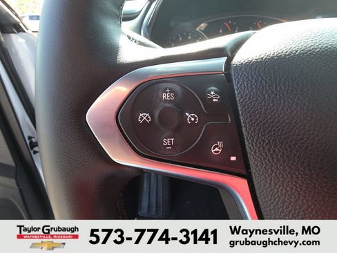 Used 2023 Chevrolet Traverse LT AWD/4WD image 18