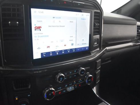 Used 2022 Ford F150 XLT w/ Equipment Group 302A High image 14