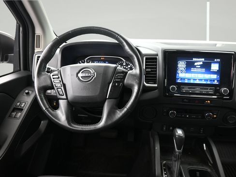 Certified 2024 Nissan Frontier SV w/ SV Convenience Package RWD image 12