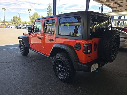 Used 2023 Jeep Wrangler Unlimited w/ Convenience Group AWD/4WD image 4