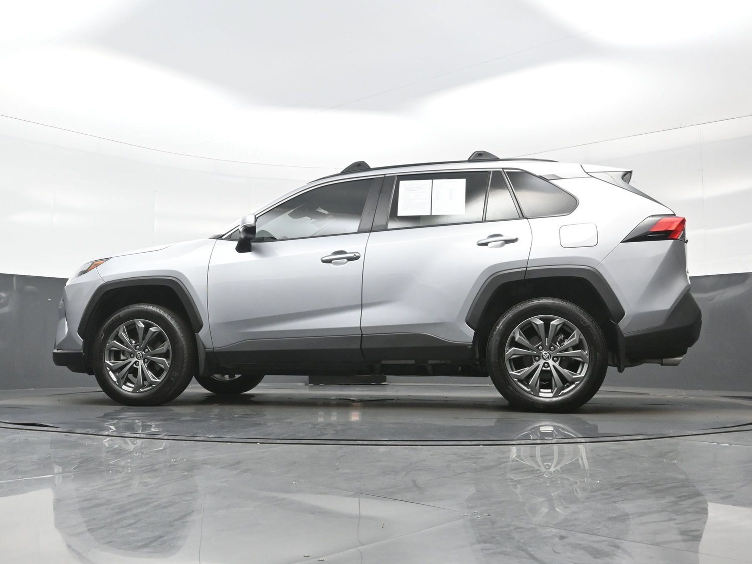 Used 2024 Toyota RAV4 XLE Premium w/ Weather Package AWD/4WD image 31