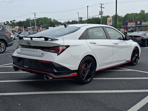 New 2026 Hyundai Elantra N FWD image 5