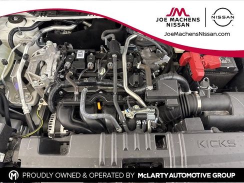 Certified 2025 Nissan Kicks SR image 17