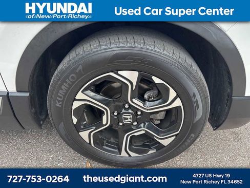 Used 2019 Honda CR-V Touring image 6
