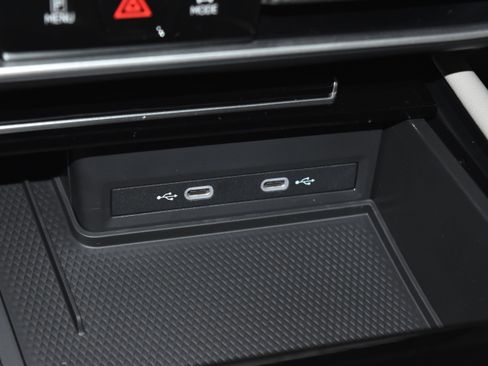 New 2026 Volkswagen Atlas SE image 11