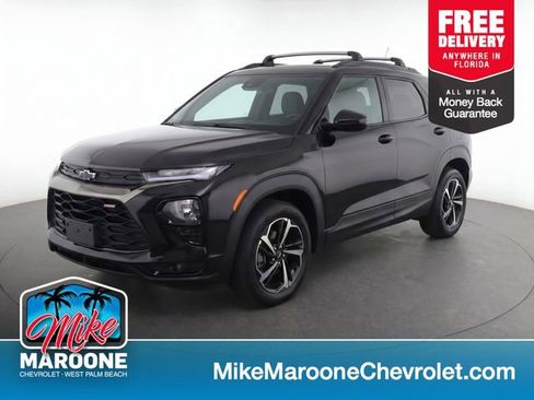 Used 2021 Chevrolet TrailBlazer RS w/ Technology Package FWD image 1