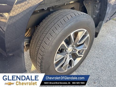 Used 2022 Chevrolet Silverado 1500 LT image 12