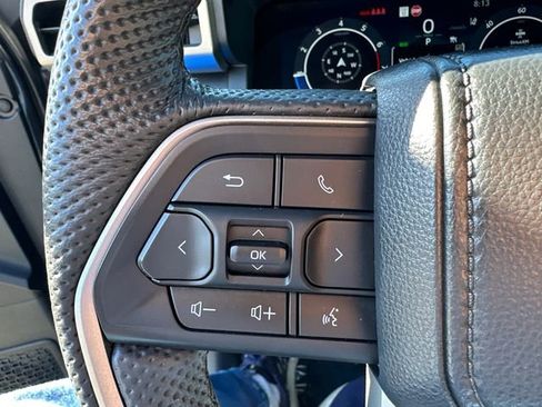 Used 2024 Toyota Tacoma TRD Sport w/ TRD Sport Upgrade Package AWD/4WD image 39