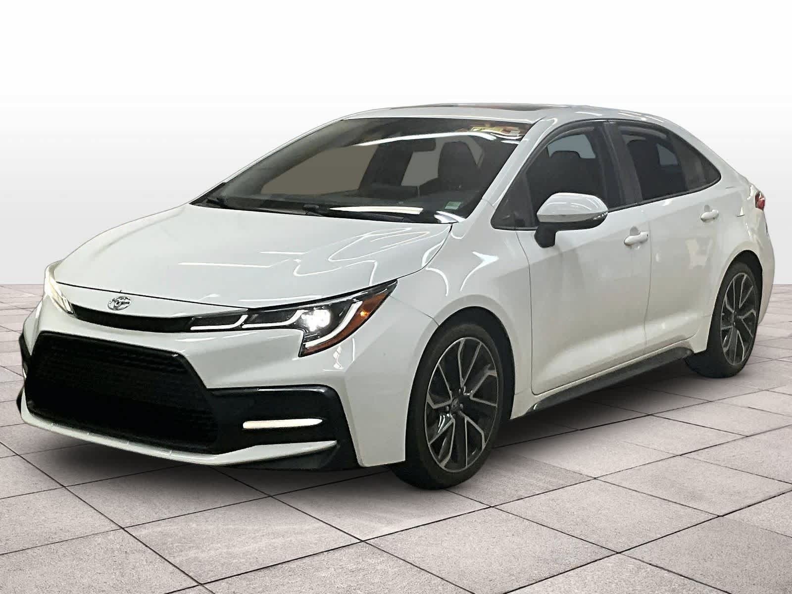 Used 2020 Toyota Corolla SE w/ SE Premium Package FWD image 1