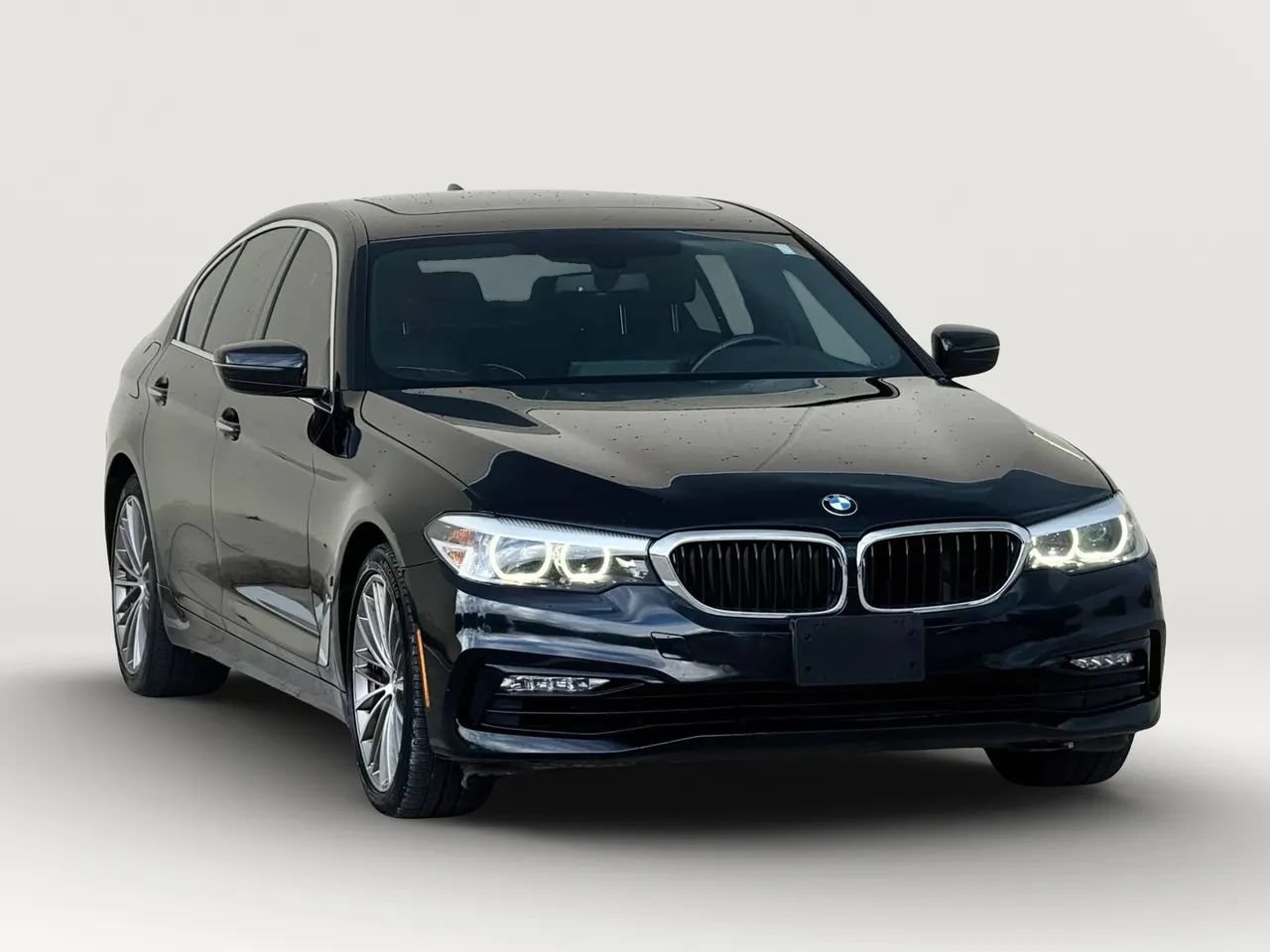 Used 2018 BMW 530e RWD image 1
