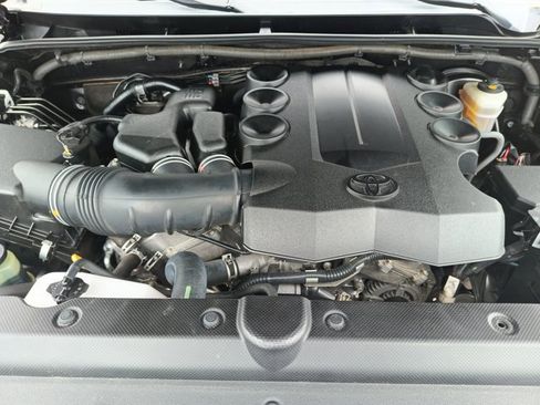 Used 2019 Toyota 4Runner SR5 image 20