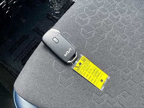 Used 2024 Kia Seltos S FWD image 14