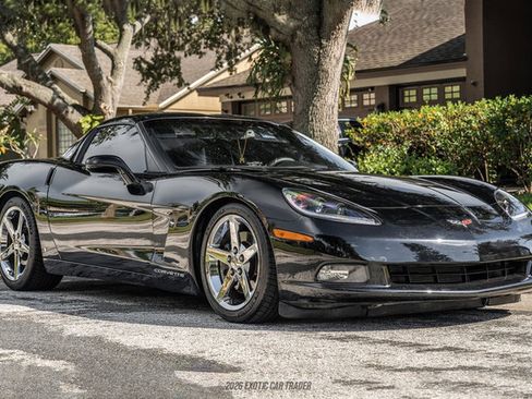 Used 2008 Chevrolet Corvette Coupe w/ Preferred Equipment Group RWD image 12