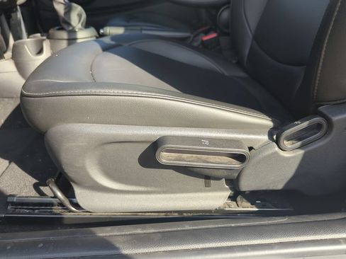 Used 2019 MINI Cooper Convertible FWD image 12