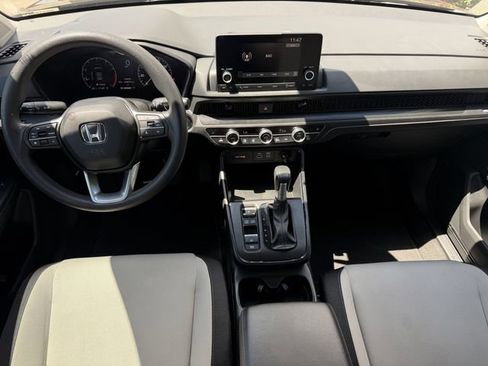Used 2025 Honda CR-V EX image 9