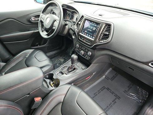 Used 2020 Jeep Cherokee Trailhawk w/ Comfort/Convenience Group image 15