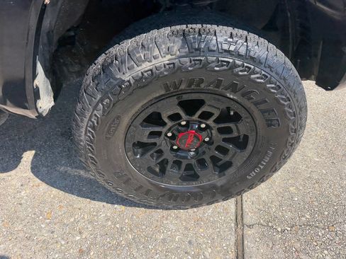Used 2018 Toyota Tacoma TRD Pro AWD/4WD image 20