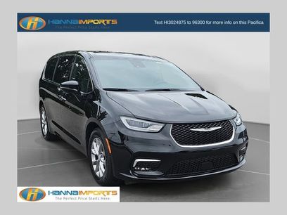 Used 2026 Chrysler Pacifica Limited