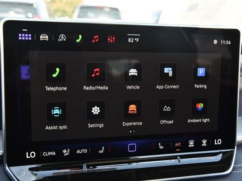 New 2026 Volkswagen Tiguan SE AWD/4WD image 15