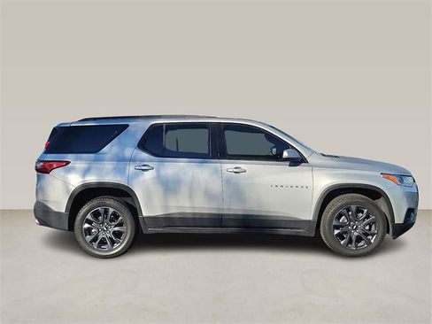 Used 2020 Chevrolet Traverse RS w/ LPO, 'HIT The Road' Package image 4