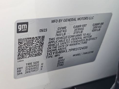 Used 2023 Cadillac Escalade Premium Luxury w/ Performance Package image 31