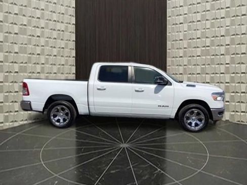 Used 2022 RAM 1500 Big Horn AWD/4WD image 3