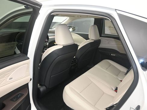 New 2026 Lexus RX 350 image 11