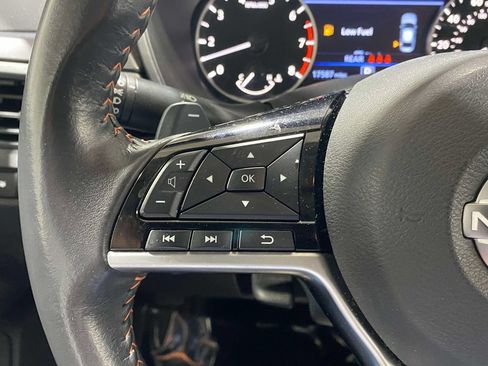 Used 2023 Nissan Altima 2.5 SR FWD image 21