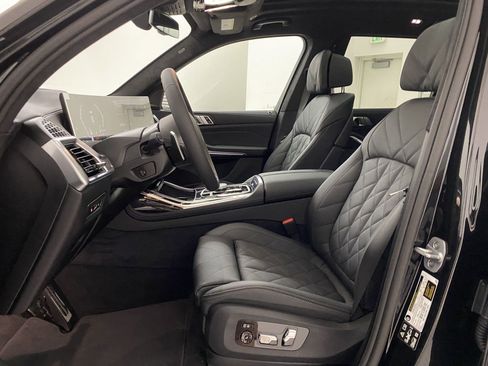 New 2026 BMW X7 xDrive40i w/ M Sport Package image 4