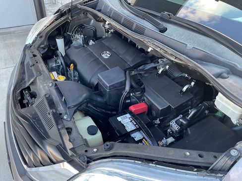 Used 2012 Toyota Sienna LE w/ Towing Pkg image 48