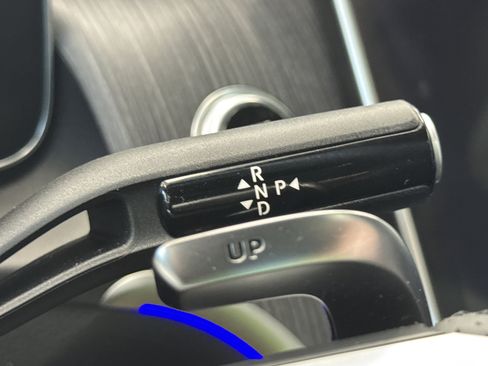 Used 2024 Mercedes-Benz GLC 43 AMG 4MATIC image 19