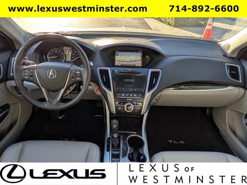 Used 2018 Acura TLX w/ Technology Package image 15