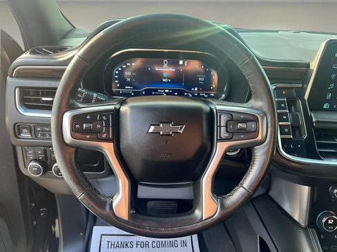 Used 2022 Chevrolet Suburban Z71 w/ Luxury Package AWD/4WD image 14