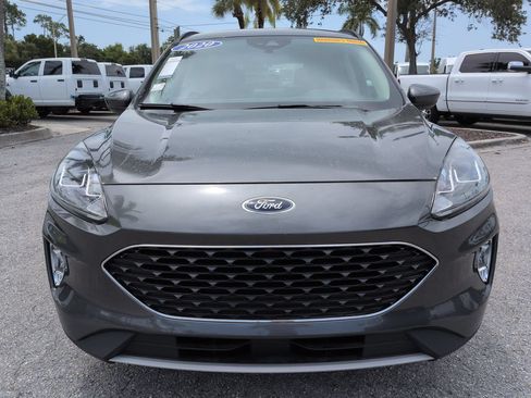 Used 2020 Ford Escape SEL FWD image 3