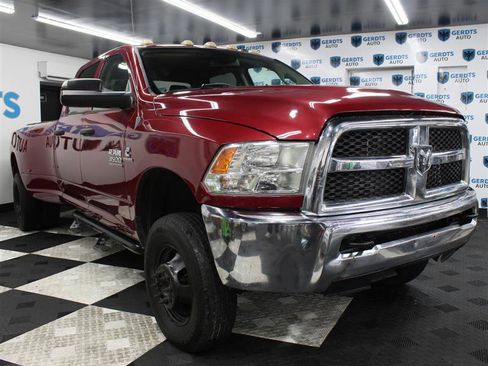 Used 2013 RAM 3500 Tradesman w/ Chrome Appearance Group AWD/4WD image 5
