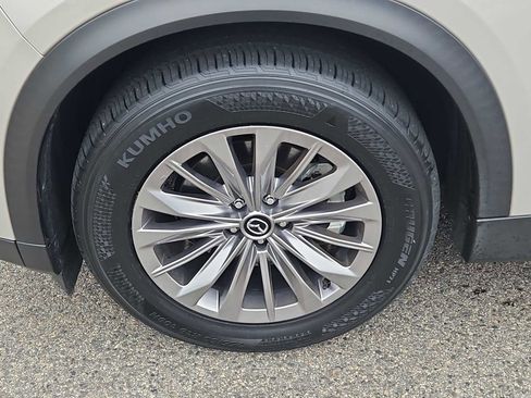 Used 2024 MAZDA CX-90 Plug-In Hybrid w/ Preferred AWD/4WD image 7