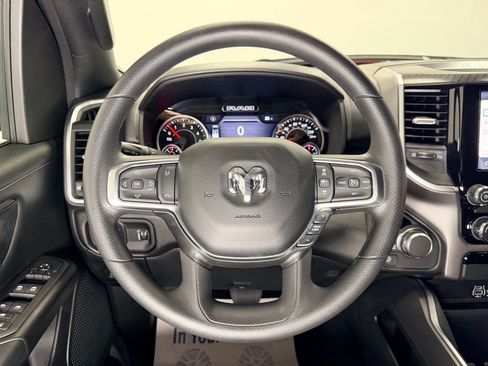 New 2026 RAM 1500 Express AWD/4WD image 16