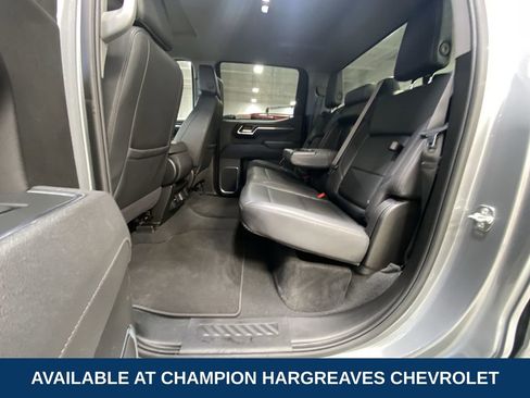 Certified 2025 GMC Sierra 1500 SLT image 33