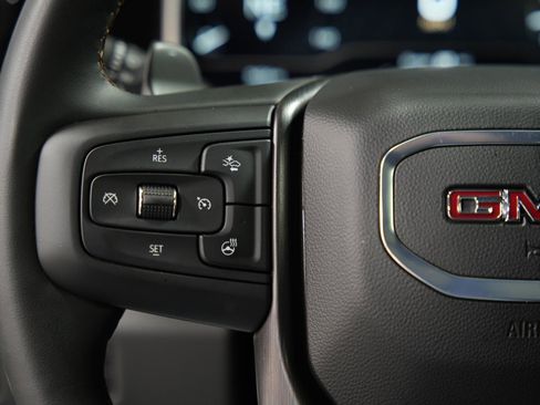 Used 2025 GMC Sierra 1500 AT4 w/ AT4 Premium Package image 35