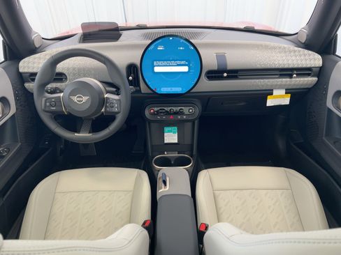 New 2026 MINI Cooper 2-Door Hardtop image 15