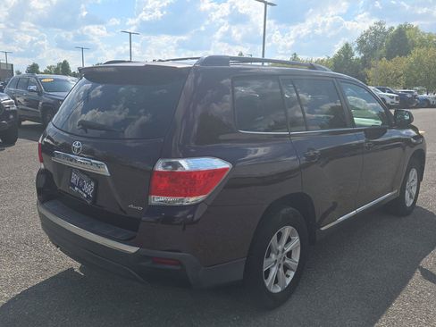 Used 2011 Toyota Highlander 4WD w/ Tech Pkg image 7